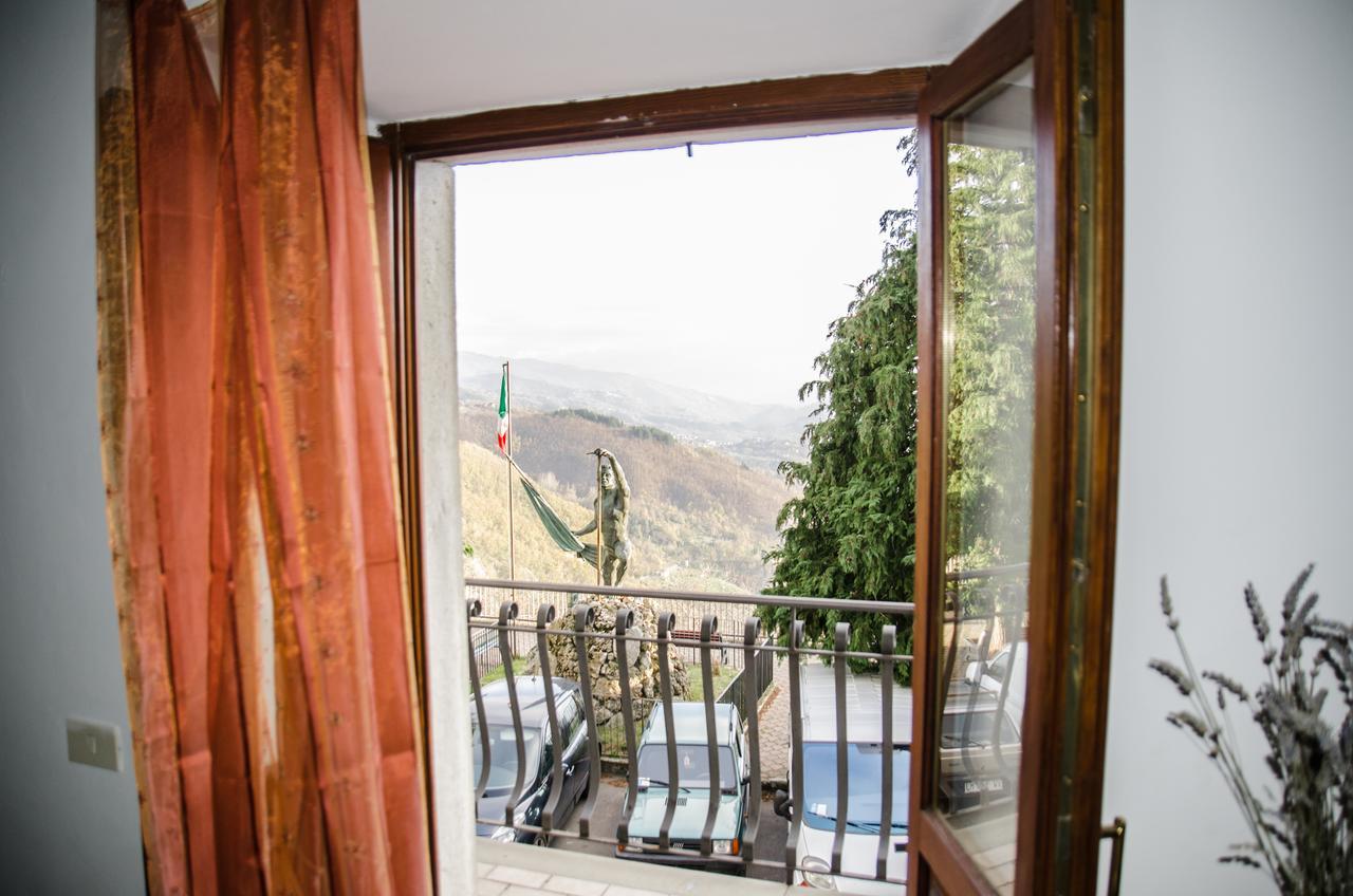 Pieve Fosciana La Pietra Antica Albergo Diffuso מראה חיצוני תמונה