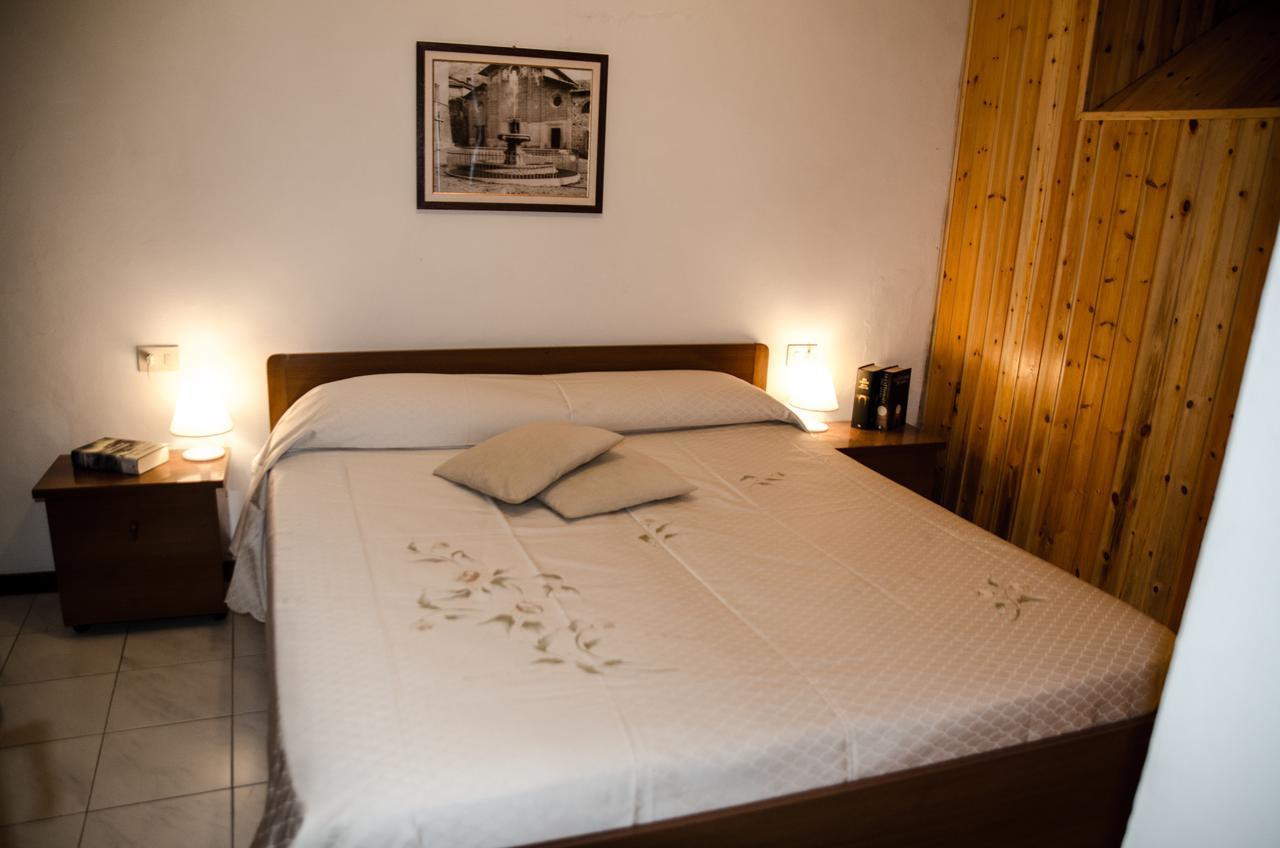 Pieve Fosciana La Pietra Antica Albergo Diffuso מראה חיצוני תמונה